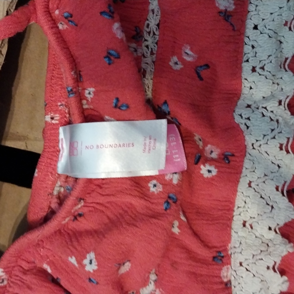 Blouse - Picture 2 of 4